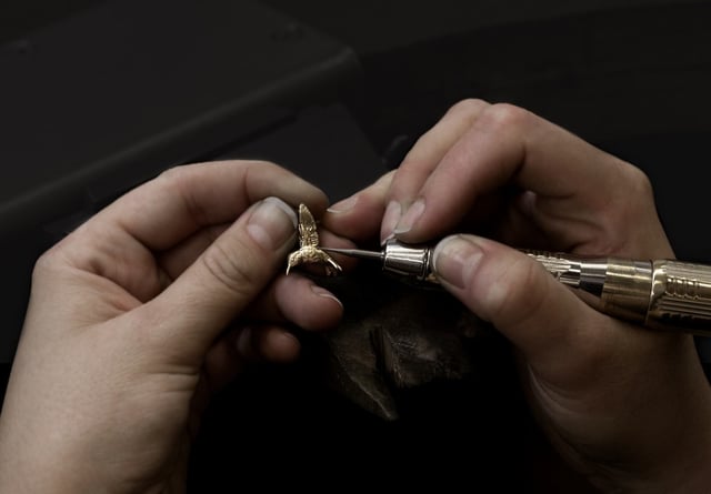 Stephen Einhorn 9ct Fairtrade Gold Hummingbird Charm